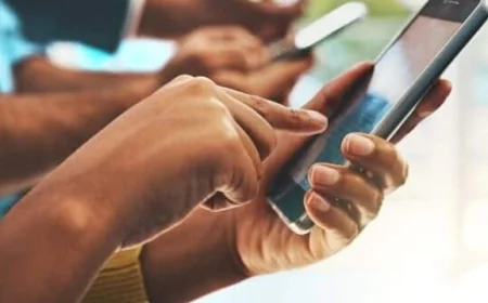 Police Service Warns Kenyans Against Altering Phones Purchased on Credit