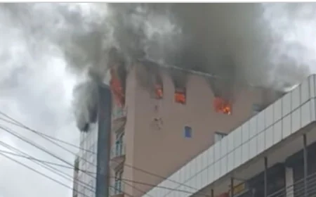 Fire Destroys Shops in Nairobi CBD