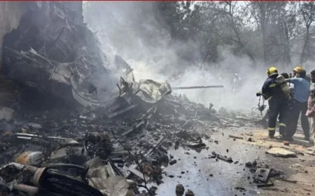 London-bound passenger plane carrying 242 people crashes after take-off in India
