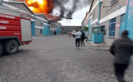 Fire breaks out at Godown along Nairobi-Mombasa Highway
