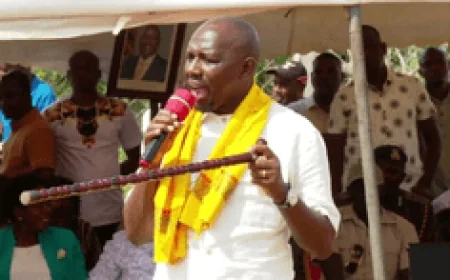 Murkomen to Kenyans: Police are not animals from hell, respect them