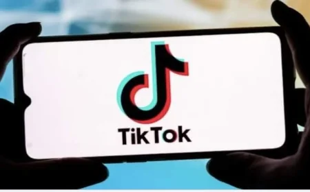 TikTok banned over 43,000 accounts and removed over 450,000 videos in Kenya during the first quarter of 2025.