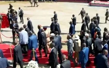 Ruto, Uhuru arrive in Bondo for Raila's funeral service