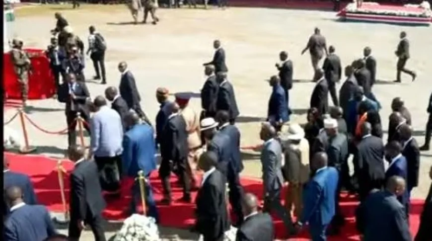 Ruto, Uhuru arrive in Bondo for Raila's funeral service