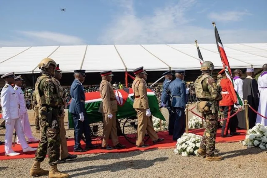 Drama as governor’s bodyguard robbed his pistol at Raila burial in Bondo