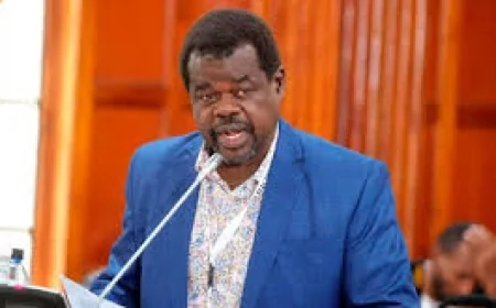 Omtatah moves to court to challenge Kenya–US health Agreement