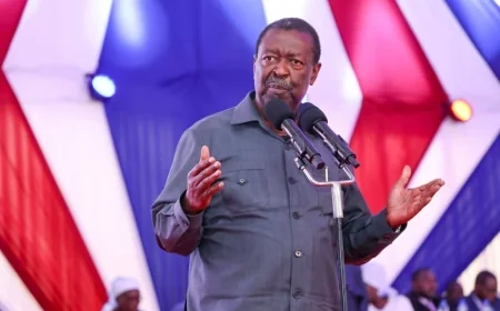 Mudavadi tells off Uhuru over party democracy as leaders clash at Jirongo funeral