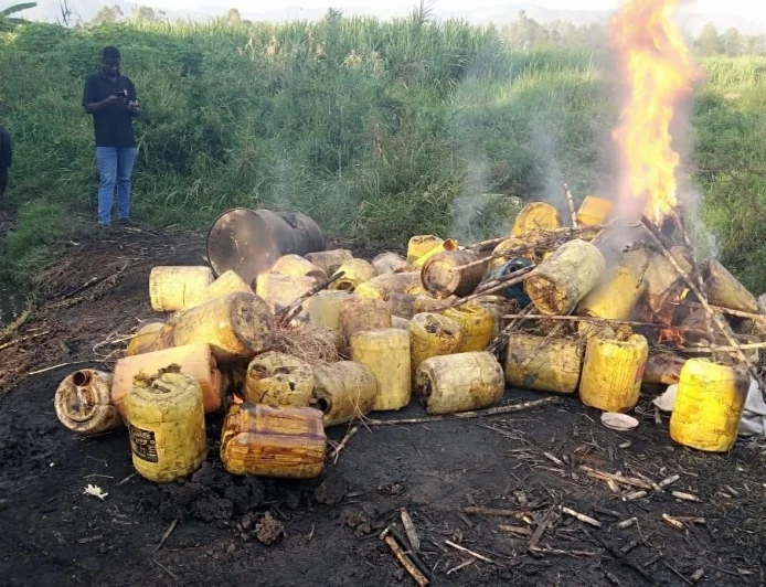 Over 1,200 litres of kangara, chang’aa destroyed in Muhoroni crackdown