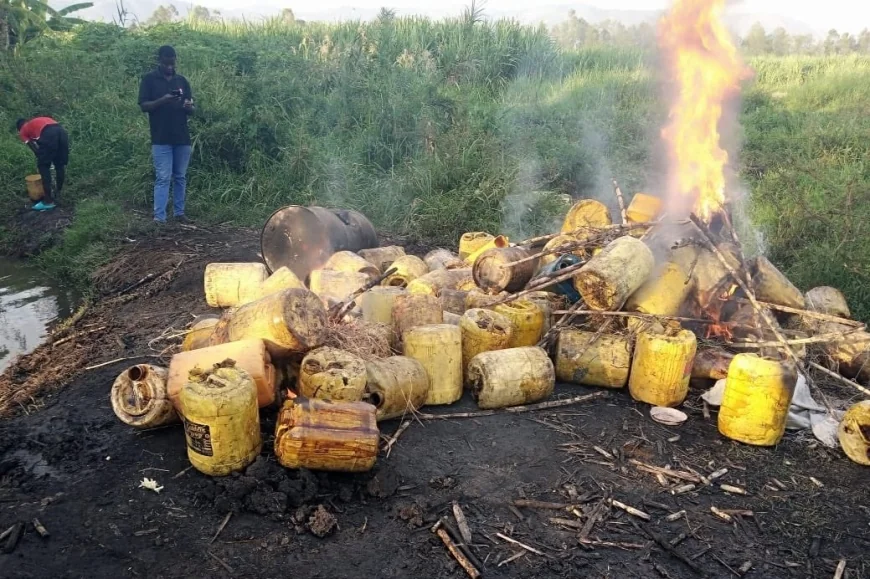 Over 1,200 litres of kangara, chang’aa destroyed in Muhoroni crackdown