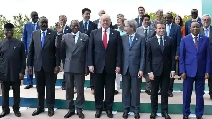 G7 leaders back Ukraine, tighten pressure on Russia in France summit