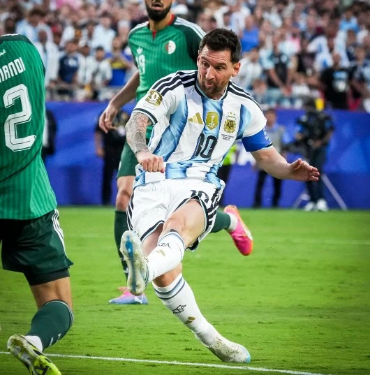 World Cup: Why are left‑footers like Messi so valuable in soccer?