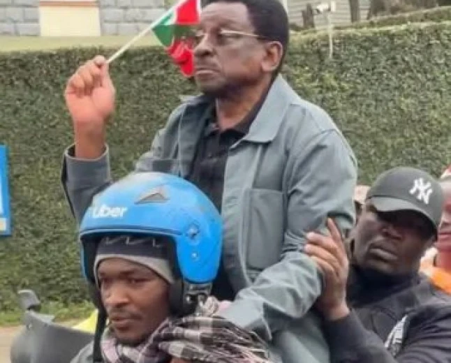 Orengo rides into CBD protest wave on motorbike