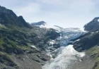 Bodies of two hikers missing for decades found after Swiss glacier melts