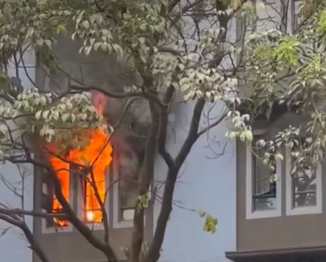 Several rescued as fire engulfs building near Afya Centre in Nairobi CBD