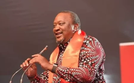 Uhuru agrees to hand over Jubilee chairmanship following court ruling